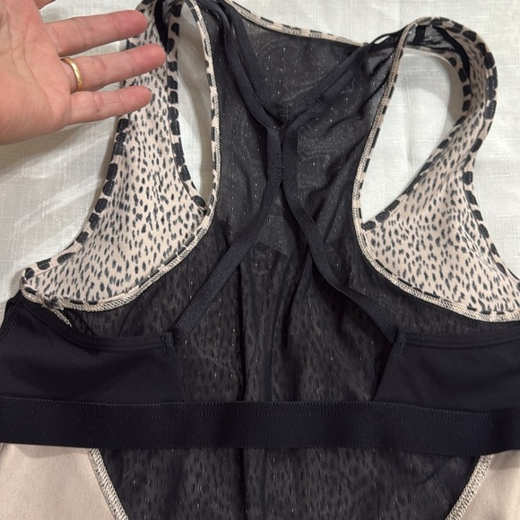 (A1) Lululemon Leopard Print Women's Tank Top, Sz 8 - Picture 10 of 11